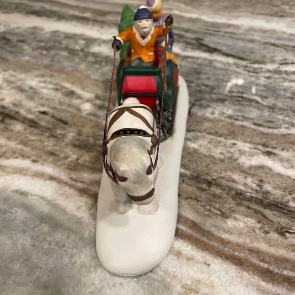 Lemax Village Collection Porcelain Loading The Gifts Porcelain Carriage W Kids - Picture 3 of 10